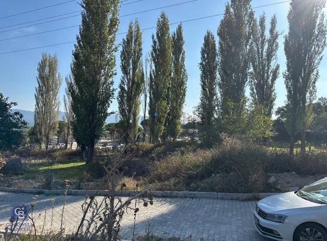 İzmir Bergama Terzihaliller Köy İçi Satılık Arazi 4