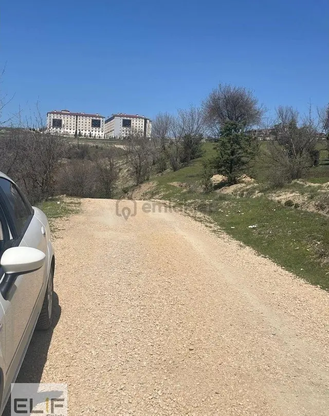 Karıt'ta Harika Lokasyonda Satılık Yatırımlık Tarla 5