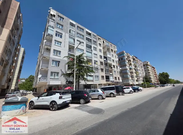 Sille Yolu Battı Çıktı Civ. Demiryolu Cad Cephe Ara Kat 3+1 Dair 1