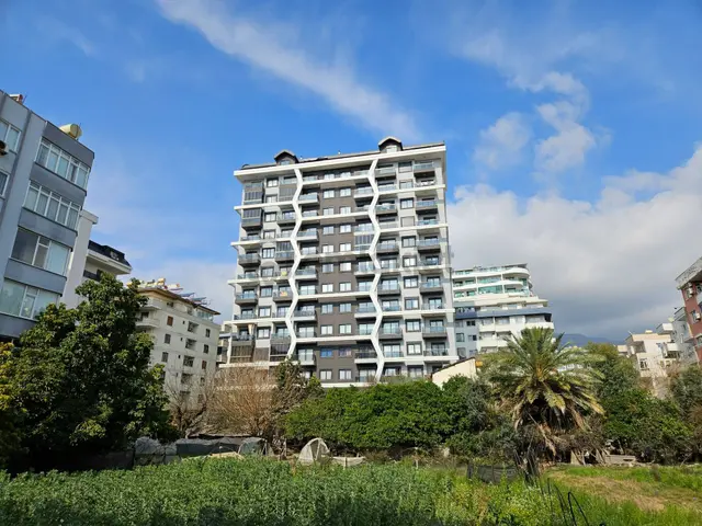Alanya Mahmutlar'da Muhteşem Deniz Manzaralı Sıfır 1+1 Satılık Daire 2