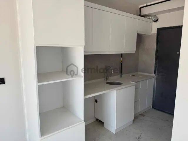 Yatırımlüxten Yenişafakta Sıfır 2+1 Satılık Daire 1