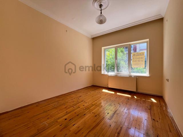 Ülkü Ortaokulunun Arkasında Kiralık Müstakil Tadında 3+1 Daire 4