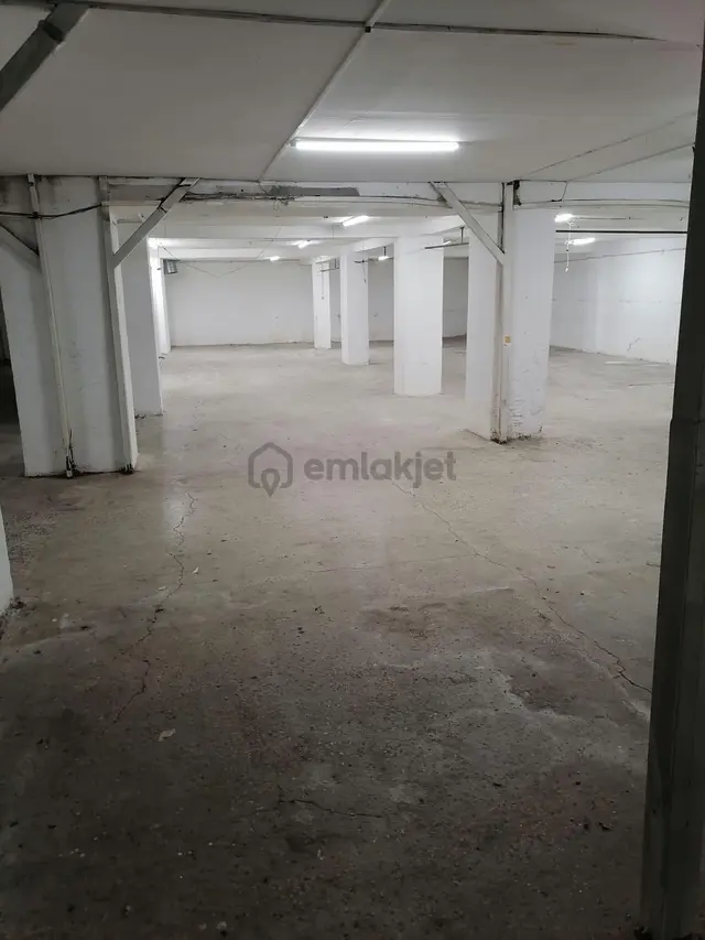 50. Yıl Mahallesi 450 M2 Kot 1 Paletli Her İşe Uygun Kiralık İş Yeri 4