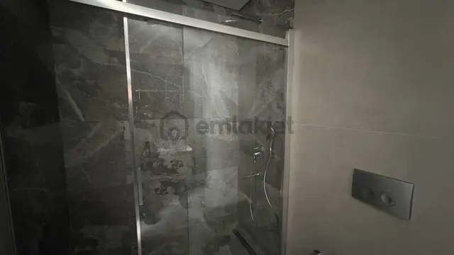 Emlak Konut Çınarköy'de Villa 5+2 Oturuma Hazır 3