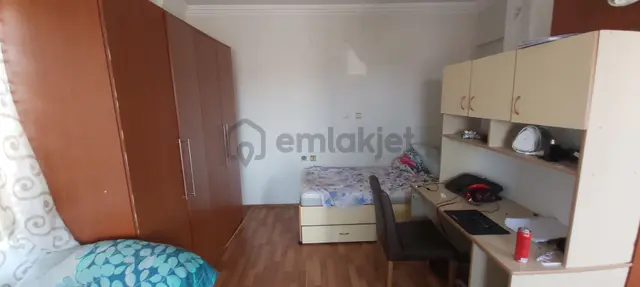 Ender Uysal Gayrimenkul Den Yunusemre Mahallesin De Kiralık Klimalı Eşyalı Daire . 5