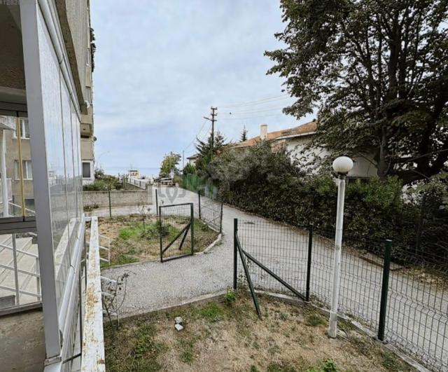 Çiftlikköy Sahil'de Deniz Manzaralı Yatırım İçin Satılık Daire 4