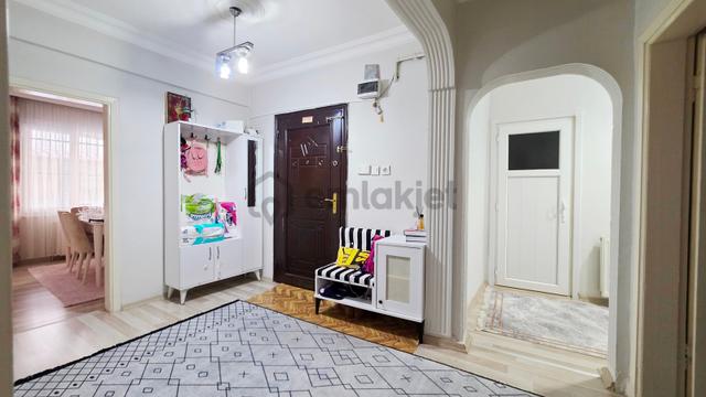 Yeni Mahalle Stada Yakın 3+1, 127m2 Bahçeli Yüksek Giriş 2