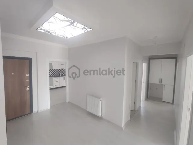 Adil Emlaktan Dogukent Elmado Karşısında Kiralık Daire 3