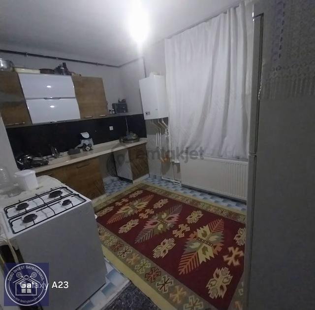 Yenidoğan'da Kapalı Garajlı, Teraslı, İki Katlı Müstakil Ev 4