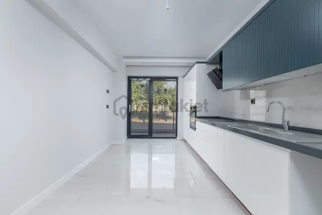 Remax Area Dan Podyum Park Karşısı Kiralık 3+1 Daire 3