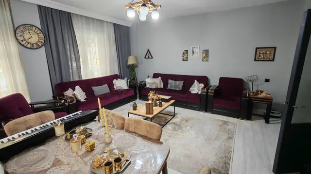 "ymz'den Kavaklıkta Yenilenmiş Yüksek Giriş 3+1 Daire" 2