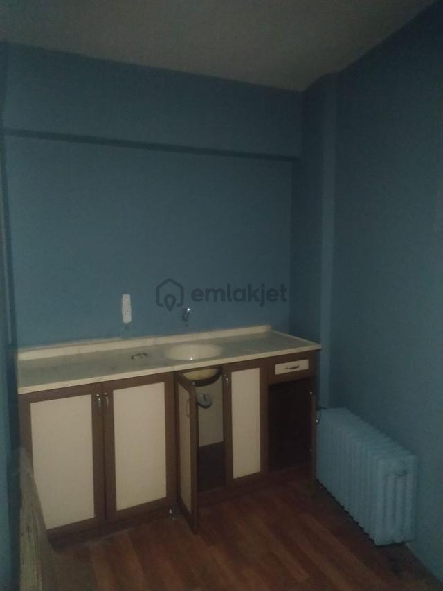 Ahşena Gayrimenkul'den Bursa Merkezde Kiralık Büro & Ofis 2