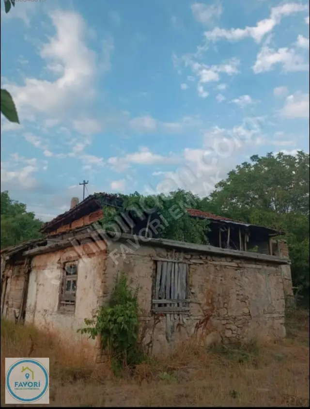 Aksu Da300 M2 Arsa İçinde Müstakil Ev 1