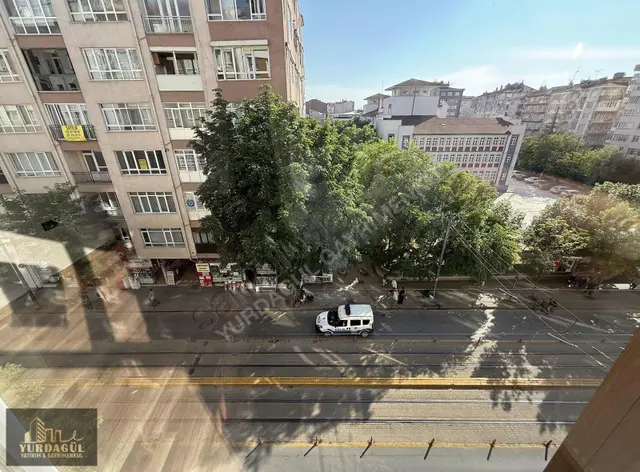 Merkez'de 2 Eylül Cad'nde 7 Yıllık-lüx-asansörlü Kiralık 3+1 3