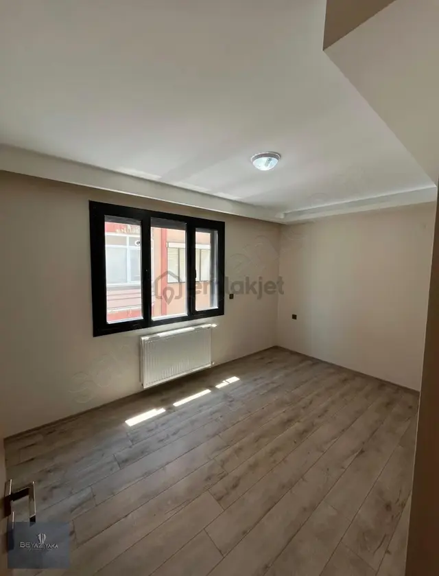 Beyazyaka'dan Turabey Mahallesinde 2+1 Kiralık Daire 2