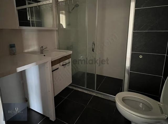 Beyazyaka'dan Turabey Mahallesinde 2+1 Kiralık Daire 4