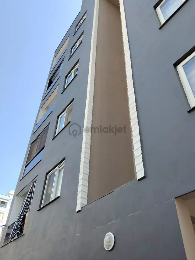 Mersin Erdemli Akdeniz Mahallesinde Ara Kat 2+1 Kiralık Daire 2