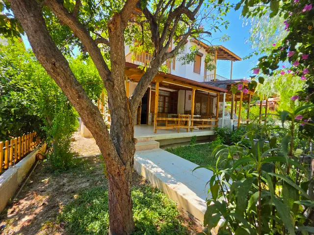 Özdere'de Denize 350 Mt 2.5+1 Villa 4