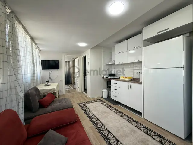 Beyazevler Kaktüs Cvr/2 Katlı Apt/7 Yaş/1+1/full Eşyalı/iskanlı 1