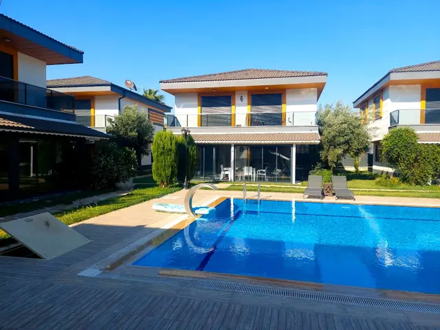 İzmir Seferihisar Doğanbey De Satılık Ultra Lüks Havuzlu Villa 3+1 2