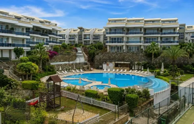 Konaklı Sunset 1 Sitesi'nde Satılık Eşyalı Bahçe Dubleksi 1