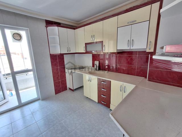 Yükseltepe'de Asansörlü Katta Geniş Balkonlu 3+1 Kiralık Daire 1