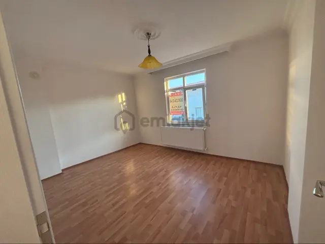 Atakum Ömürevlerinde Deniz Manzaralı Kiralık Daire 3