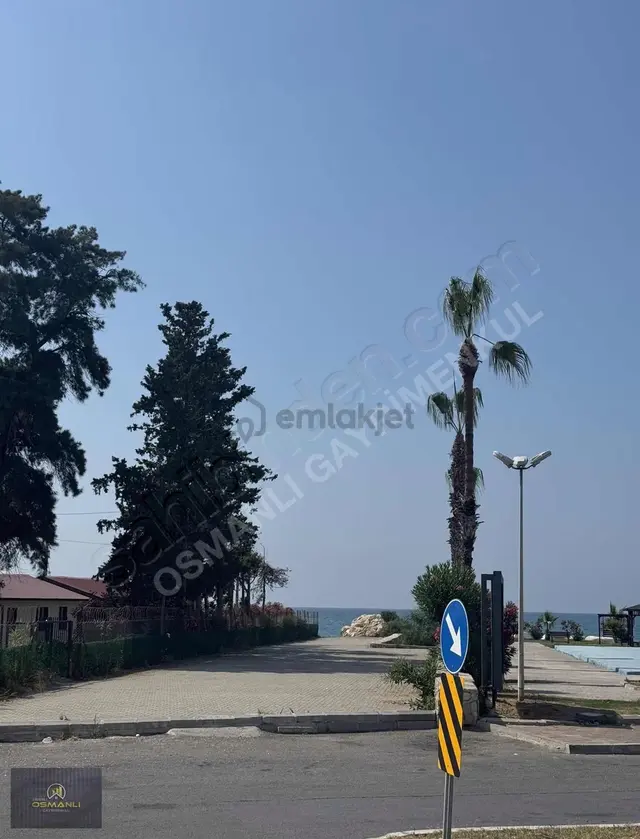 Erdemlide Denize Sıfır Havuzlu Site İçerisinde 2+1 Yazlık 3