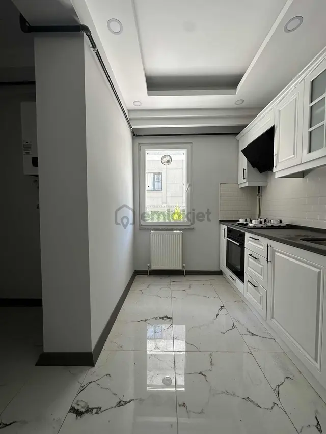 Tuğra'dan Cumhuriyet Parkı Civarı 1+1 Kapalı Mutfak Sıfır Daire 3