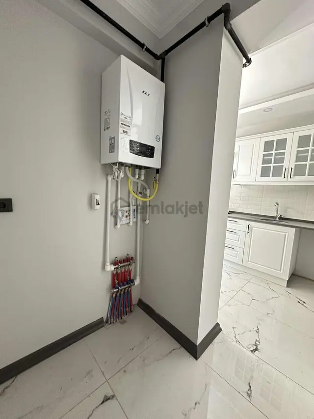 Tuğra'dan Cumhuriyet Parkı Civarı 1+1 Kapalı Mutfak Sıfır Daire 2