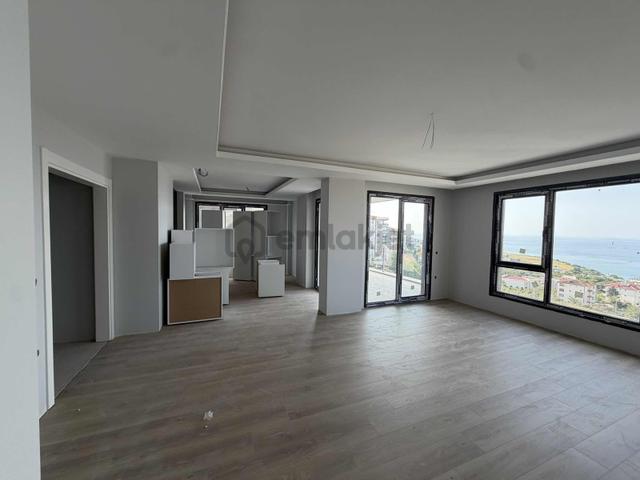 İnvestor Gayrimenkul Satılık Sıfır Deniz Manzaralı Daire 5