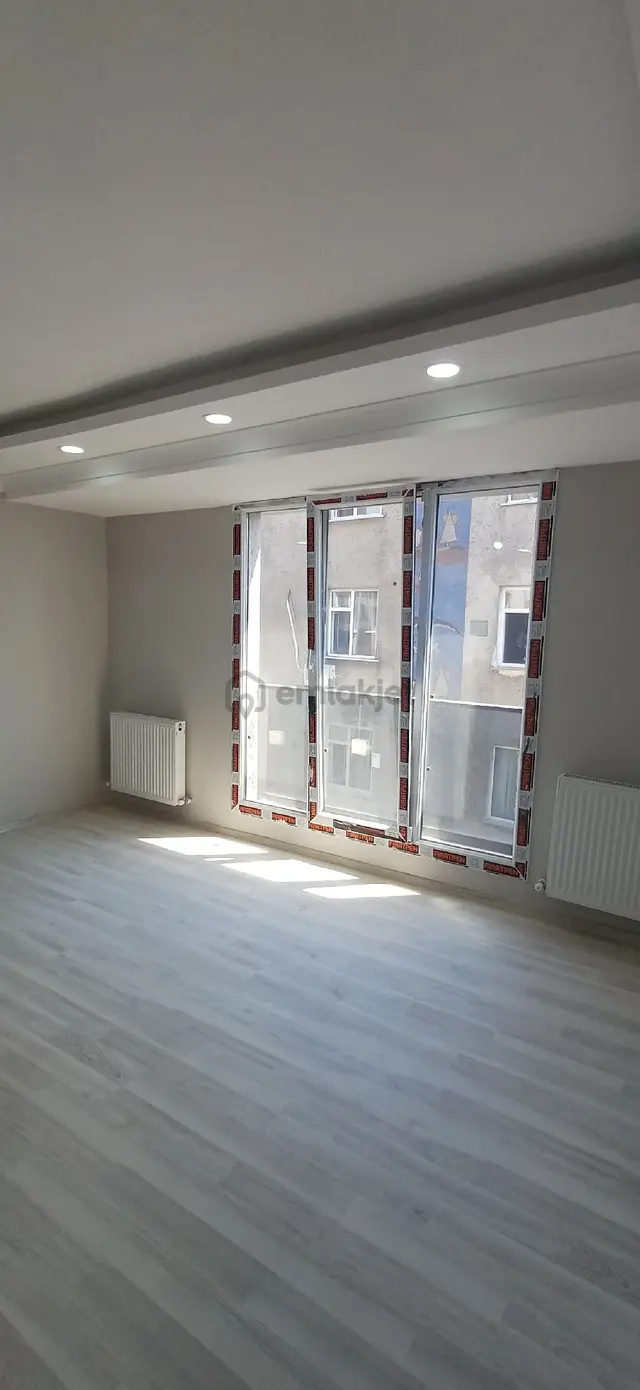 Ş.evler Merkezde Metrobüse 5dk.yeni Binada Sıfır 2+1 80m2 Ultralüx Kiralık Daire 3