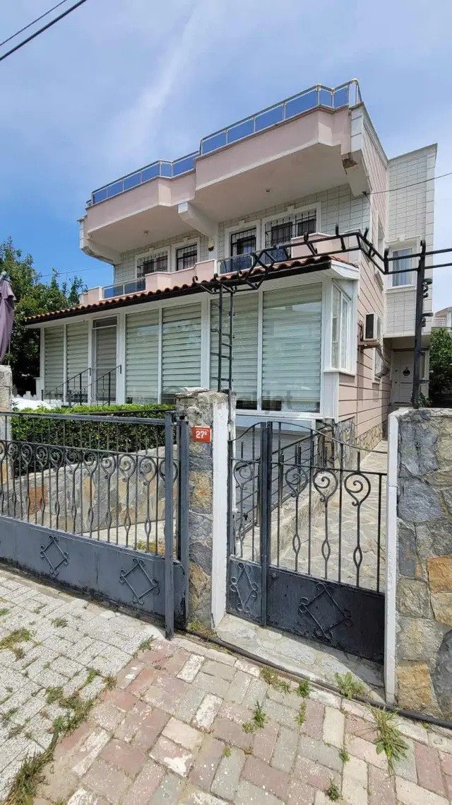 Cecaliye De Müstakil İkiz Villa Geniş Aileler İçin Çok Uygun 2