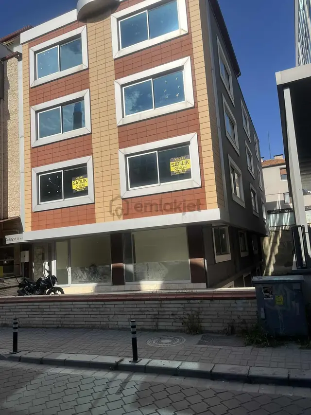 Atabey'den Merkez Bankası Arkası Komple İşyeri Binası 5