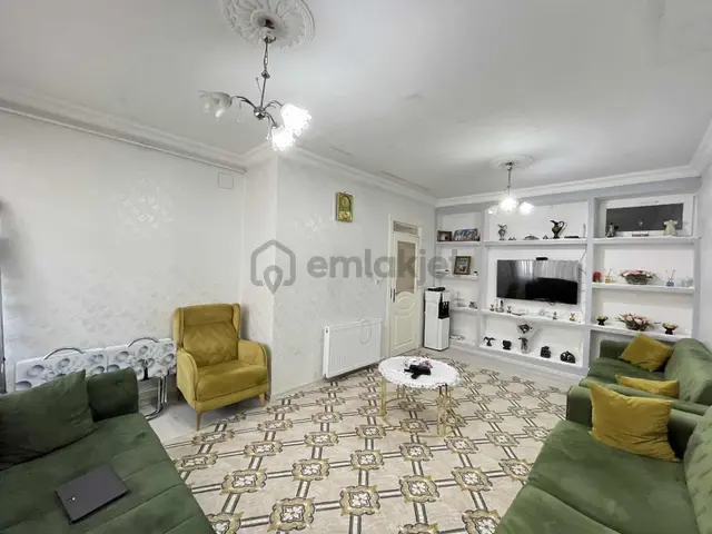 Ymz'den İstiklal Mah'de Satılık 2 Katlı Müstakil Geniş 2+1 4