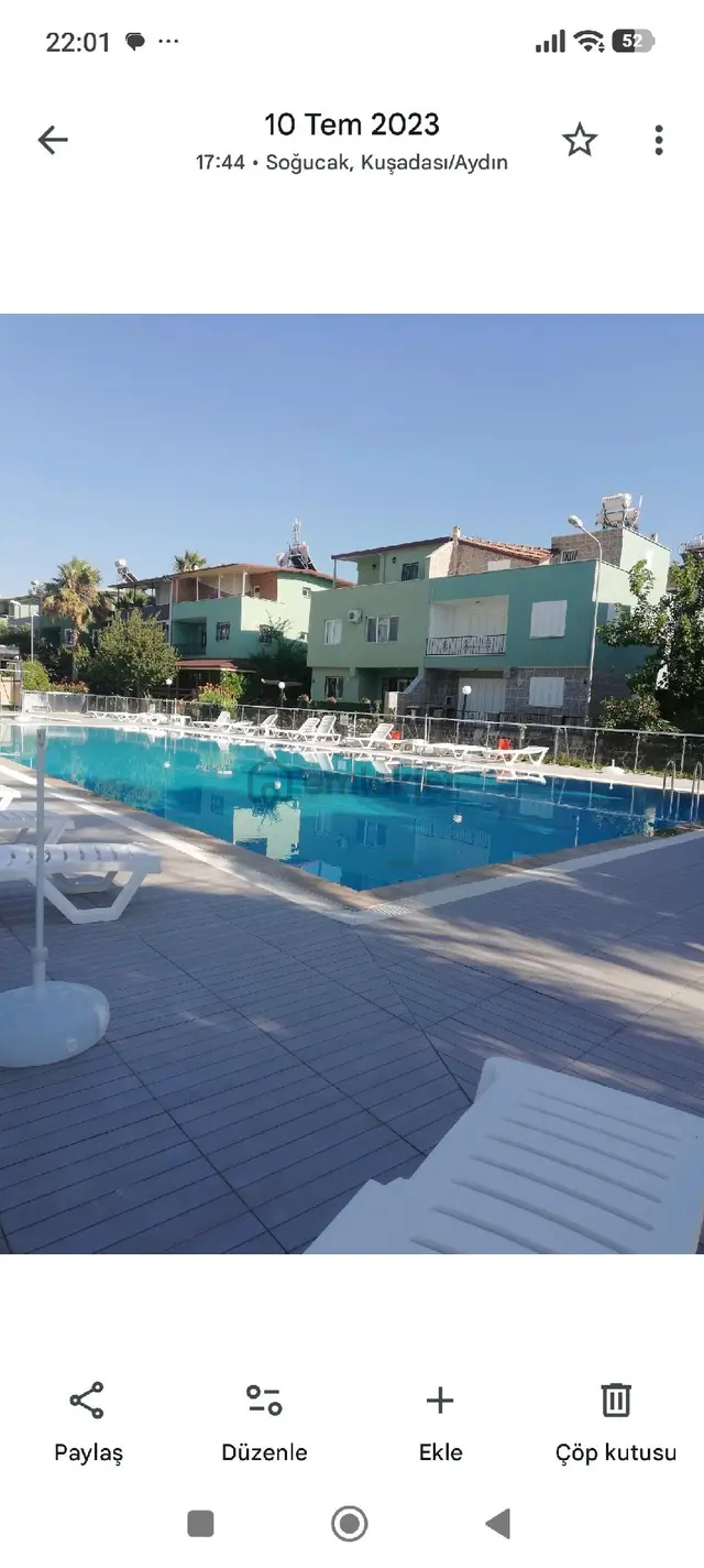 Kuşadası'nda Havuzlu Sitede 5+1 Eşyalı Turizm Konutu  Belgeli Villa 3