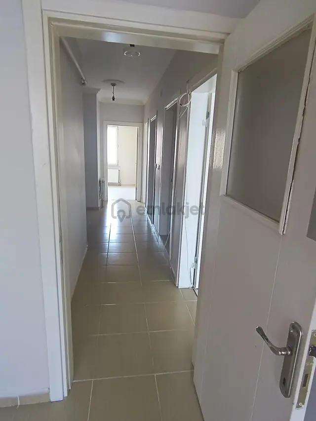 Newcıty Emlaktan | Karakaş Mahallesinde Kiralık 2+1 Daire 2