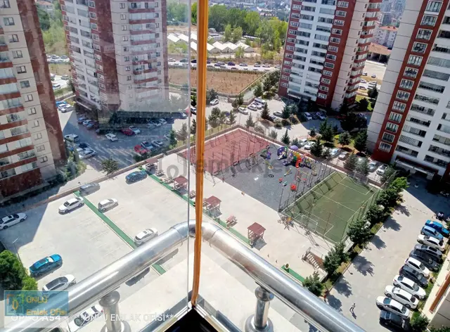 Ünlü Emlaktan Hastaneler Adliye Jandarma Bölge Yanında Kiralık 3