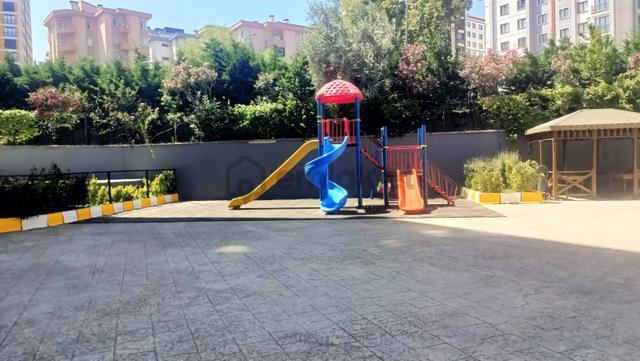 Metroya Yürüme Mesafede! Pendik Metropark Sitesi Satılık Daire 4