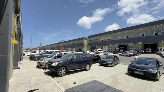 Atakum Çobanözünde Toybelen Sanayi Girişinde Kiracılı Dükkan 5