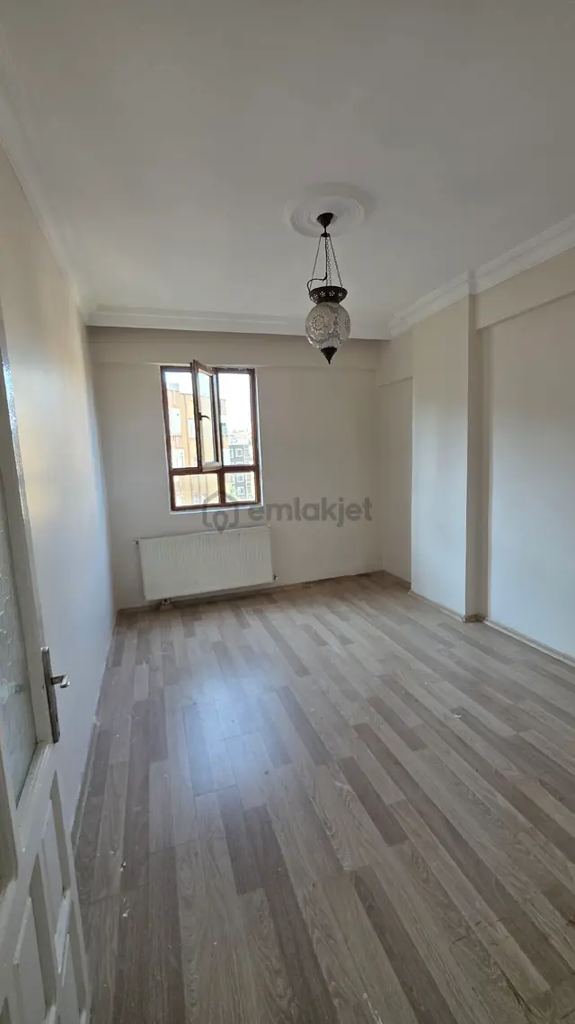 Satılık 4+1 Son Kat Daire 4