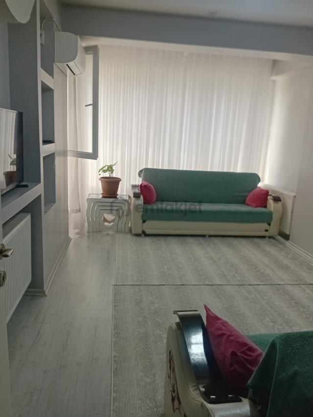 Fabrika Mahallesi Yüksek Giriş Katı 4