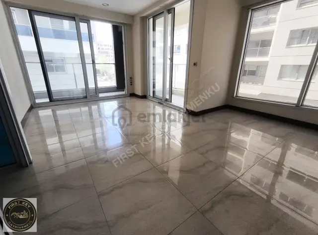 Gümüş Plaza Metroda 1+1 Kullanıma Hazır Kiralık Ofis 4
