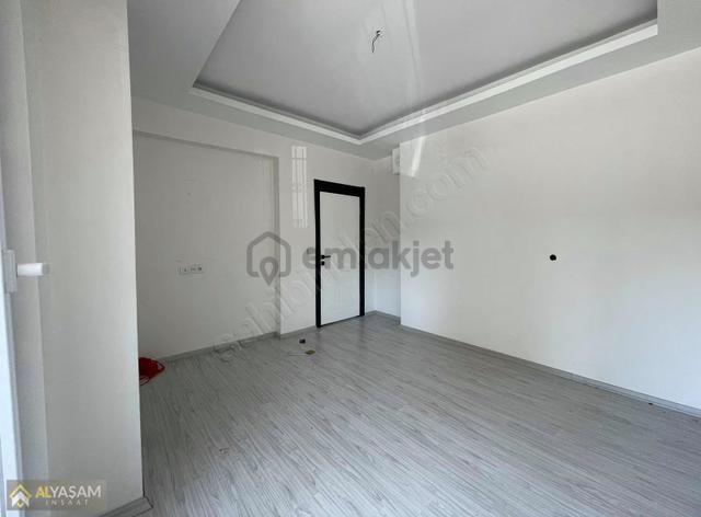Koyunoğlunda Masrafsız, Full Yapılı 2+1 Satılık Daire 5