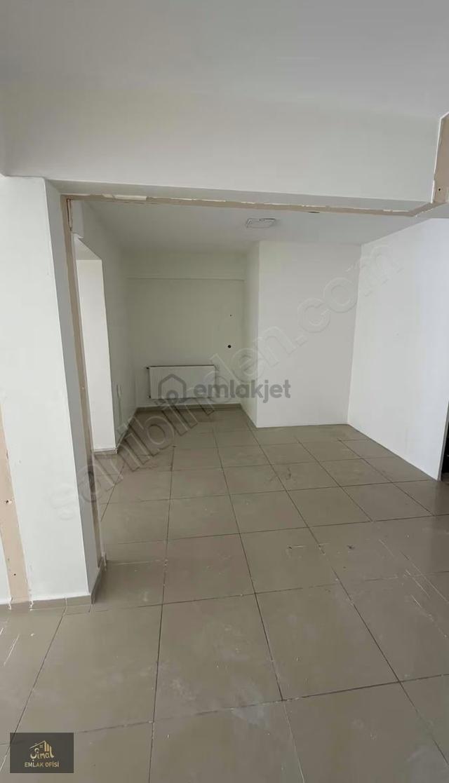 Belediye Yanında 2 Katlı Kullanışlı Geniş Dükkan 2
