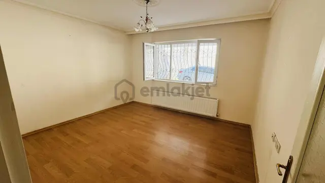 Senem Den Osmangazi Mah.merkez Giriş 3+1 Balkonlu Kiralık Daire 1