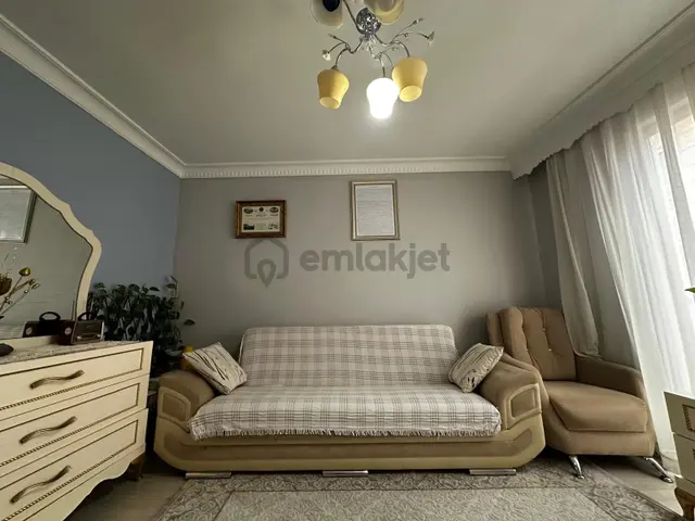 Eyüpsultan'da Sahile Yakın 2+1, Otoparklı Ara Kat Daire 2