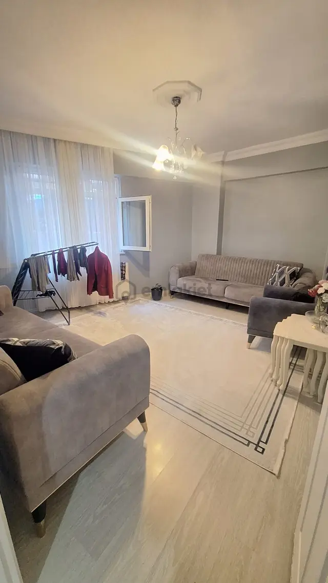 Esenyurt İncirtepe Mah Satılık Daire Tabelada 4