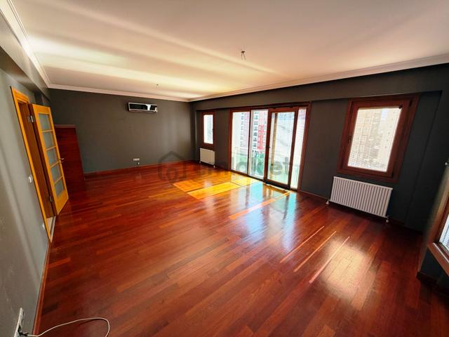 Bostancı City'de 7.kat Çift Banyolu Ankastreli 150m2 Kiralık 3+1 5