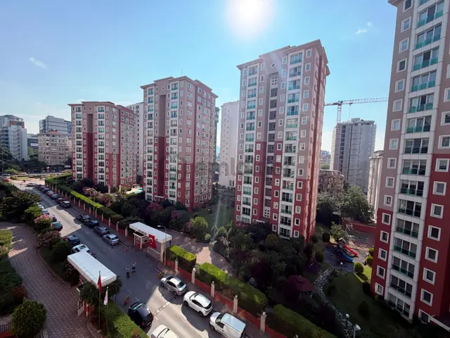 Bostancı City'de 7.kat Çift Banyolu Ankastreli 150m2 Kiralık 3+1 1